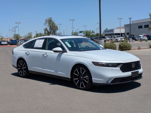 Used 2023 Honda Accord Touring image 32