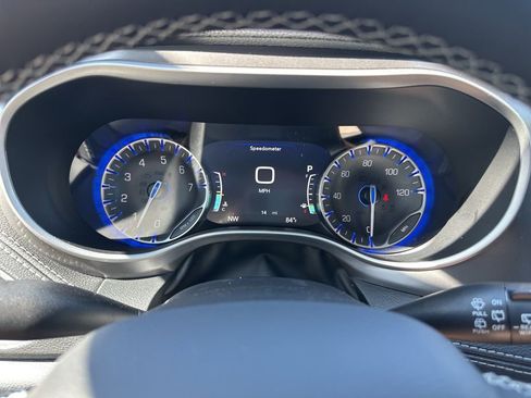 New 2026 Chrysler Pacifica Select image 66