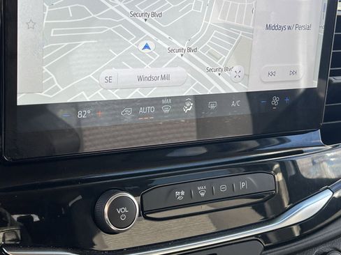 Certified 2024 Ford Transit 350 XLT image 20