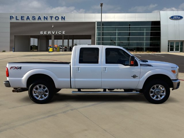 Used 2015 Ford F250 Lariat w/ Lariat Ultimate Package AWD/4WD image 6