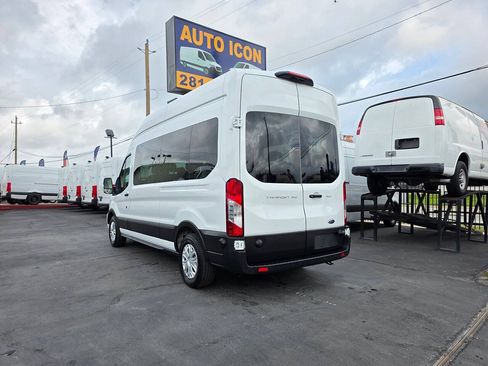 Used 2024 Ford Transit 350 XLT RWD image 31