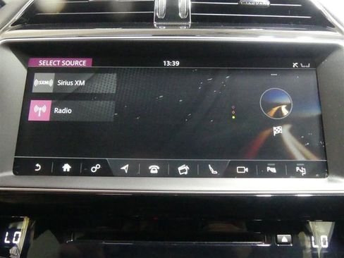 Used 2019 Jaguar F-PACE S image 45