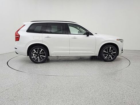 Used 2023 Volvo XC90 T8 Plus w/ Protection Package Premier AWD/4WD image 4