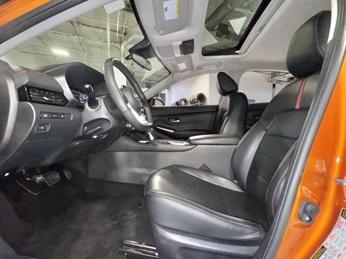 Used 2024 Nissan Sentra SR w/ SR Premium Package image 24