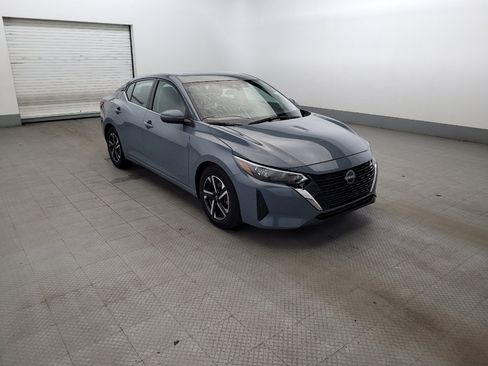 Used 2025 Nissan Sentra SV FWD image 13