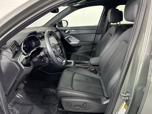 Used 2022 Audi Q3 2.0T Premium Plus w/ Premium Plus Package image 10