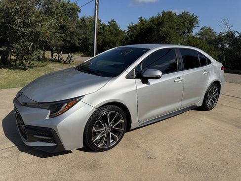 Used 2022 Toyota Corolla SE FWD image 8