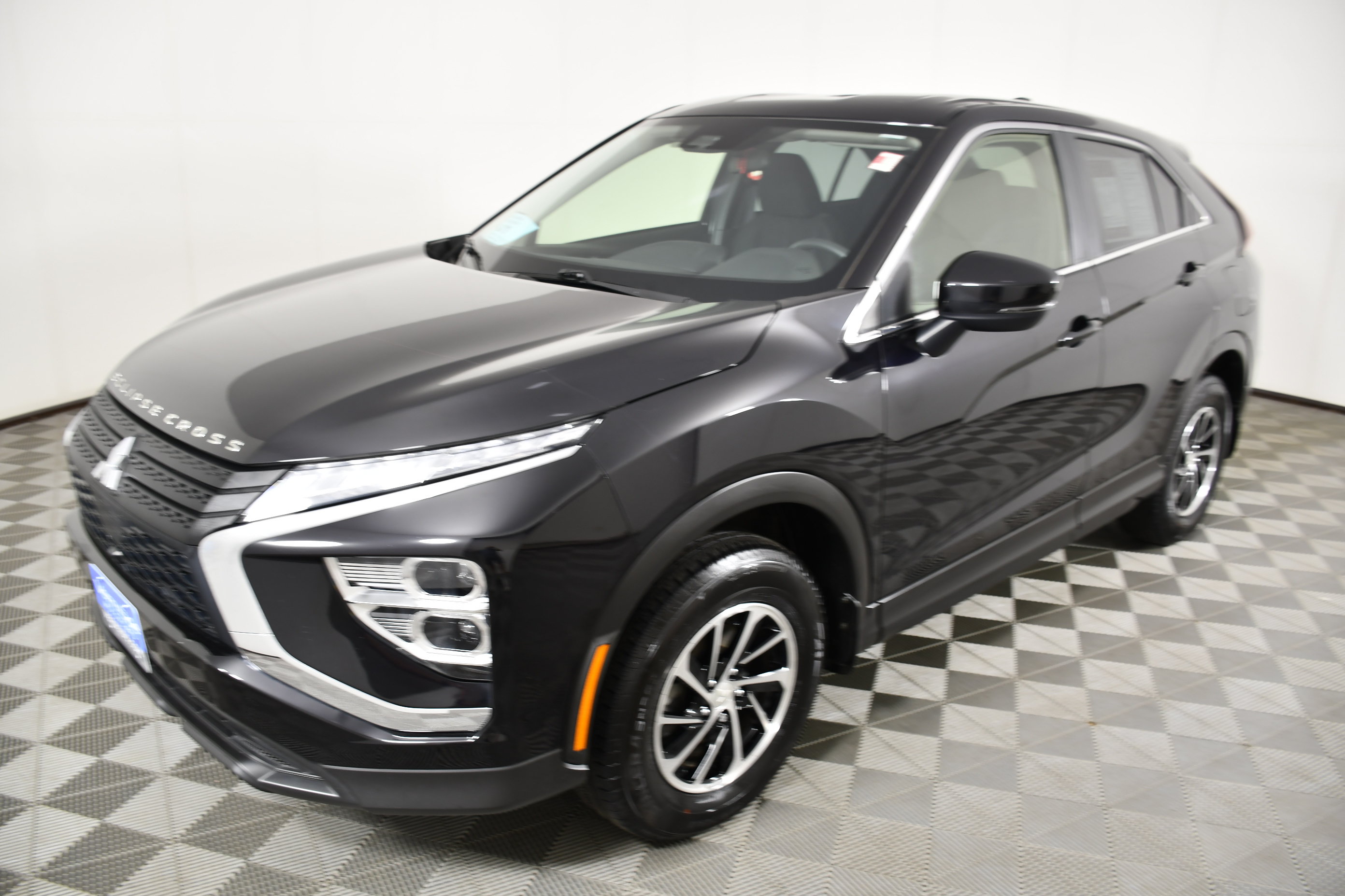 Used 2024 Mitsubishi Eclipse Cross ES AWD/4WD image 10