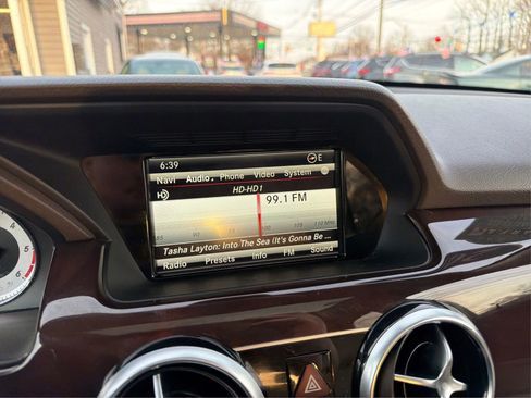 Used 2014 Mercedes-Benz GLK 250 BlueTEC 4MATIC image 18