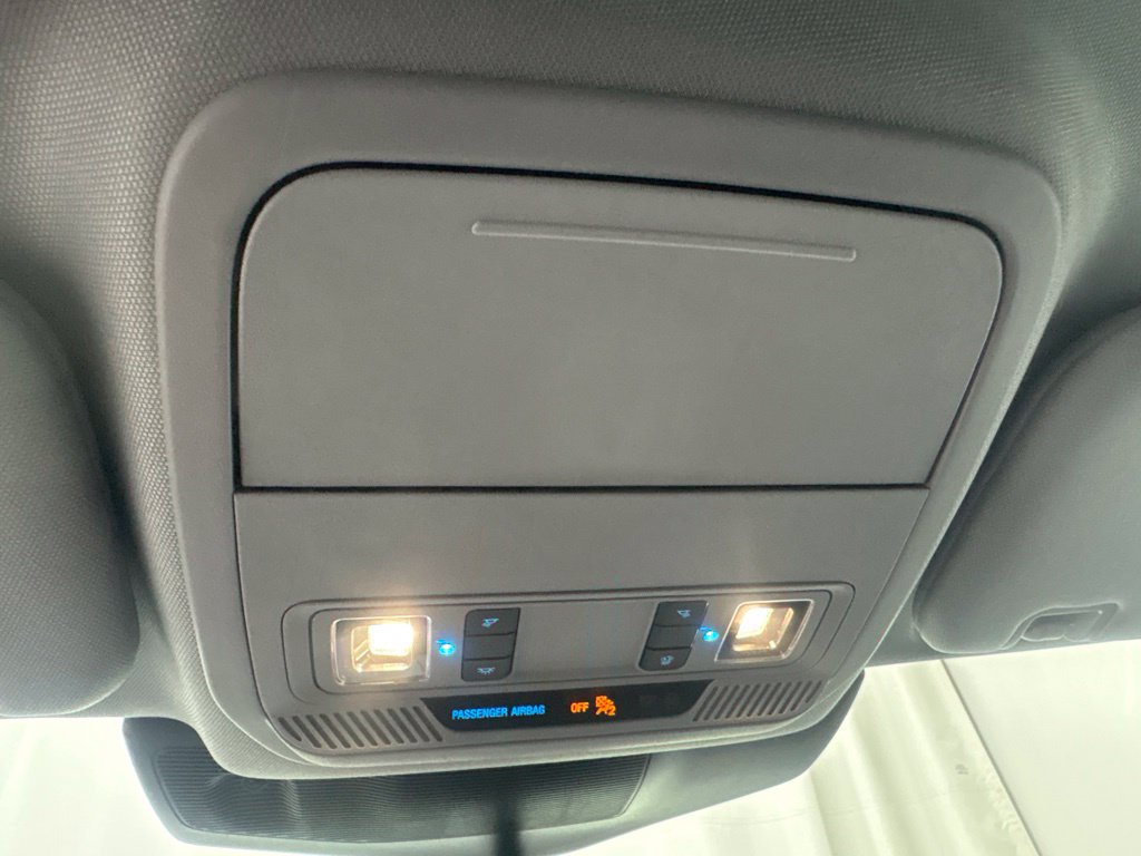 Used 2023 Ford Explorer XLT AWD/4WD image 35