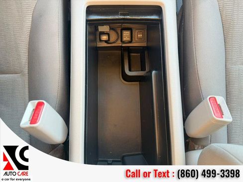Used 2013 Honda CR-V LX image 24