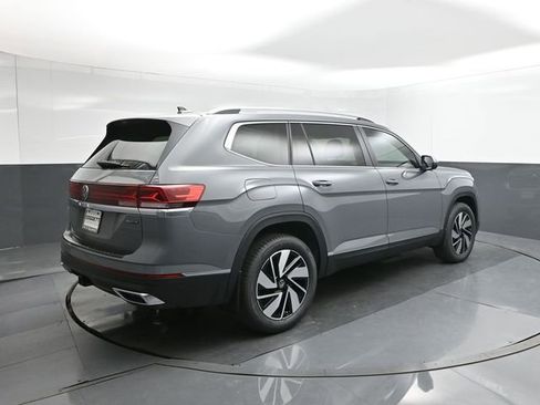 New 2026 Volkswagen Atlas SEL image 11