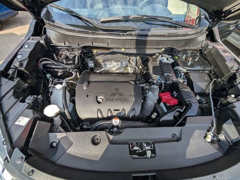 Used 2024 Mitsubishi Outlander Sport AWD image 10