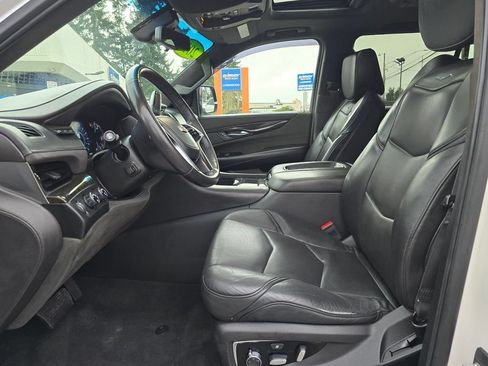 Used 2019 Cadillac Escalade ESV Platinum AWD/4WD image 22