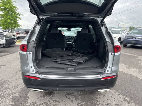 Used 2023 Buick Enclave Essence AWD/4WD image 22