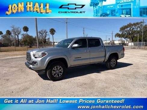 Used 2018 Toyota Tacoma 2WD Double Cab image 3