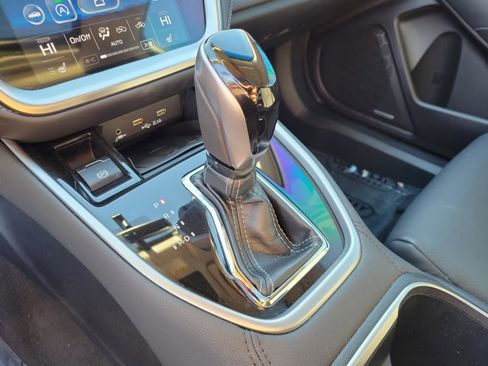 Used 2022 Subaru Outback Limited w/ Popular Package #2 image 36