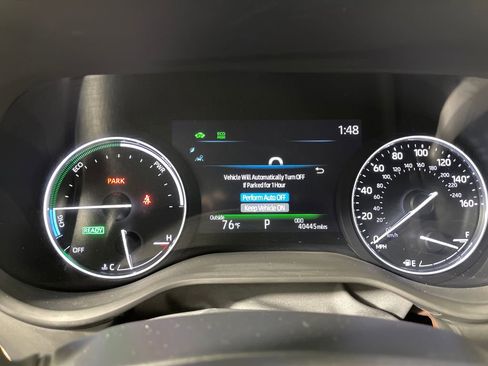 Certified 2023 Toyota Sienna Platinum image 18