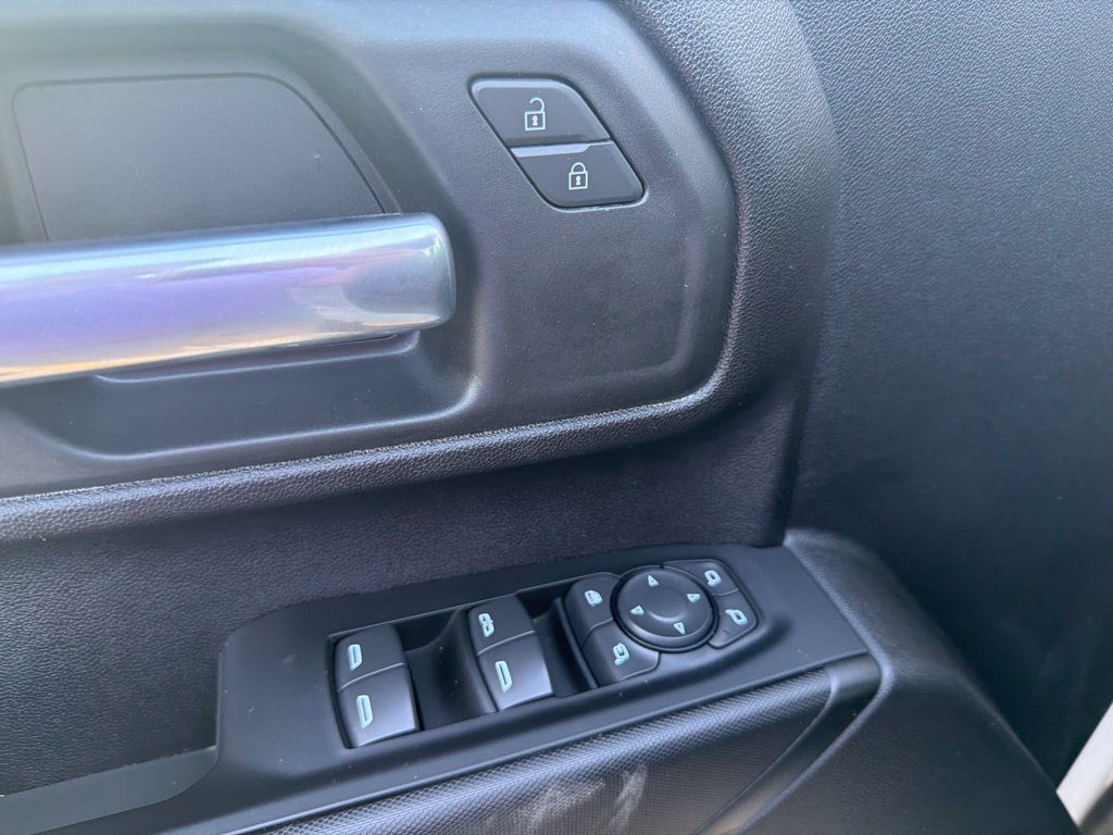 Used 2026 Chevrolet Silverado 2500 Custom AWD/4WD image 12