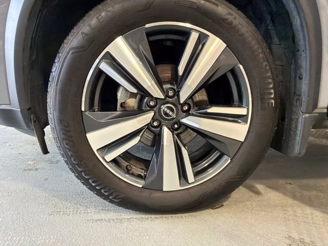 Certified 2023 Nissan Rogue SL w/ SL Premium Package AWD/4WD image 32