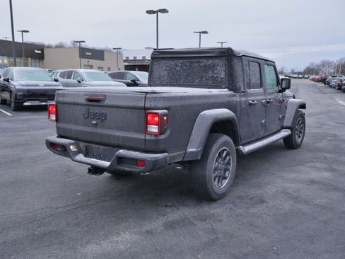 Used 2022 Jeep Gladiator Sport image 6