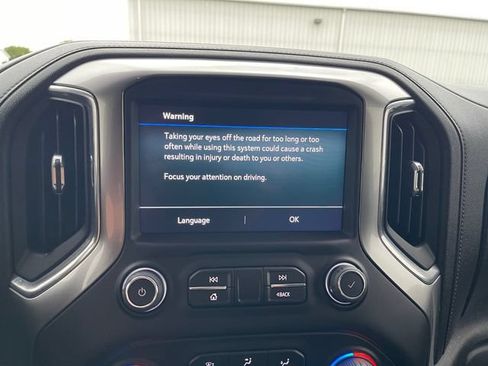 Used 2021 Chevrolet Silverado 1500 LT AWD/4WD image 22