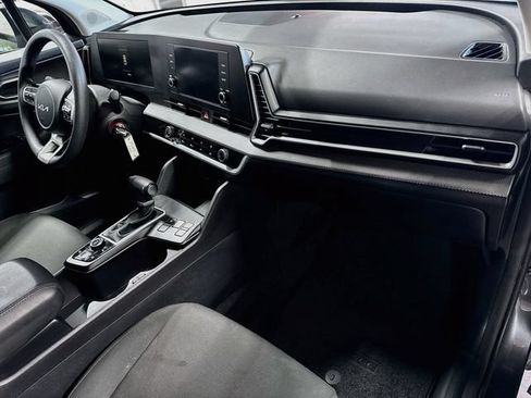 Used 2024 Kia Sportage LX AWD/4WD image 28