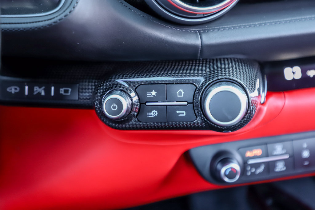 Certified 2018 Ferrari 812 Superfast RWD image 31
