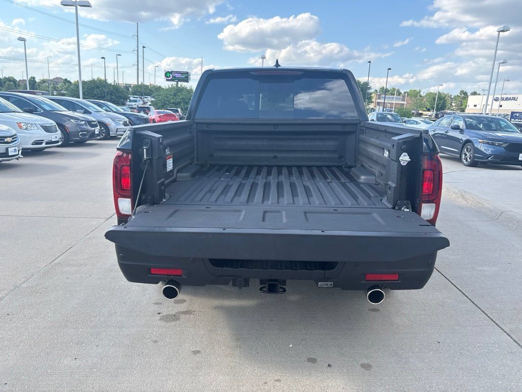 Certified 2026 Honda Ridgeline Black Edition image 43