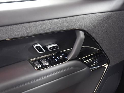 Certified 2025 Land Rover Range Rover Sport Dynamic SE AWD/4WD image 15