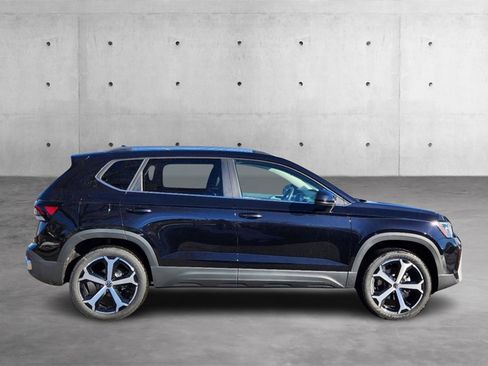 New 2025 Volkswagen Taos SEL image 26