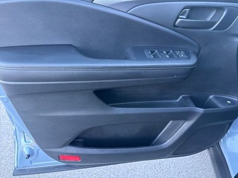 Certified 2025 Honda Ridgeline Sport+ image 9
