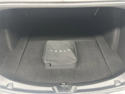 Used 2021 Tesla Model 3 Standard Range Plus image 17