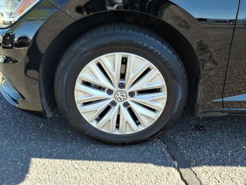 Used 2020 Volkswagen Jetta S image 9