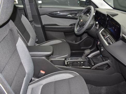 New 2026 Chevrolet TrailBlazer LS image 24