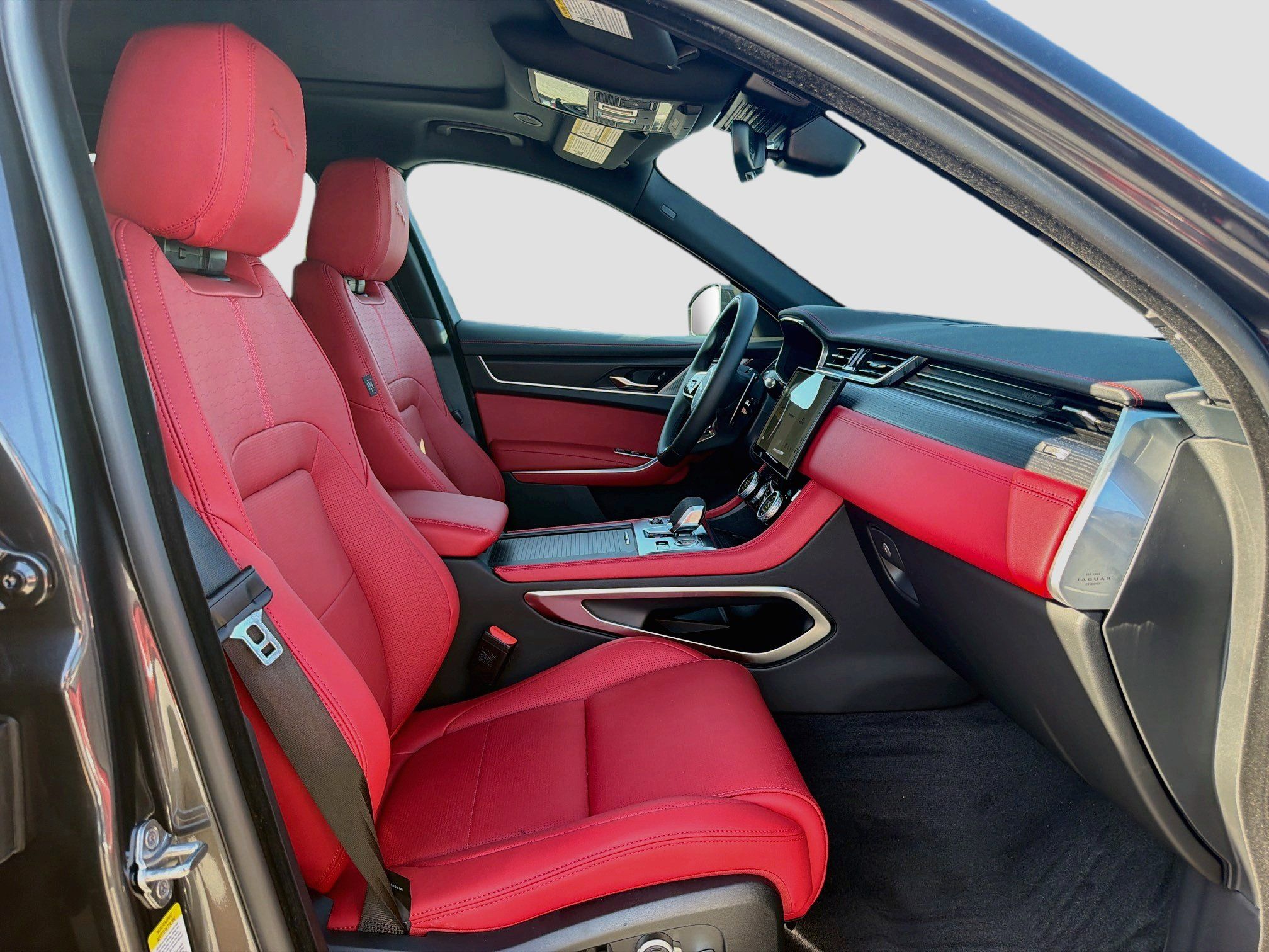 New 2026 Jaguar F-PACE R-Dynamic S AWD/4WD image 16