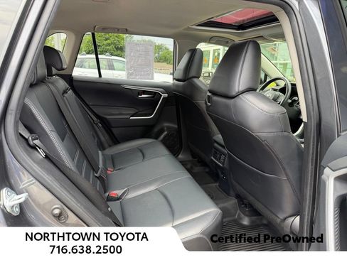 Used 2021 Toyota RAV4 XLE Premium AWD/4WD image 13
