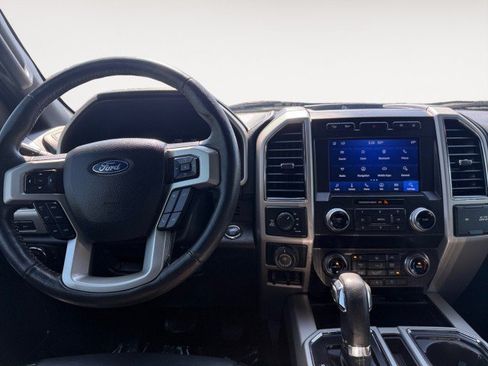 Used 2020 Ford F150 Lariat w/ Equipment Group 502A Luxury AWD/4WD image 6