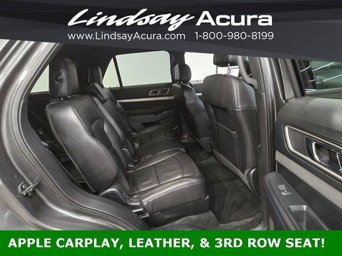 Used 2017 Ford Explorer XLT w/ Equipment Group 202A image 8