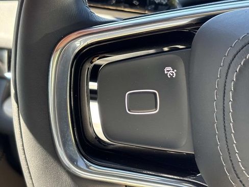 New 2026 Lincoln Navigator Reserve w/ Jet Appearance Package AWD/4WD image 26