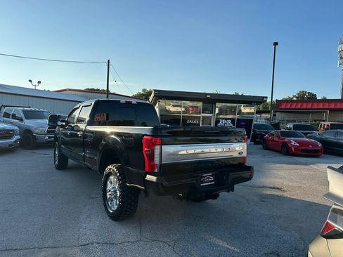 Used 2019 Ford F350 Limited AWD/4WD image 3