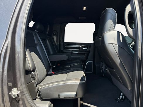 Used 2019 RAM 3500 Laramie AWD/4WD image 18