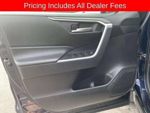 Used 2024 Toyota RAV4 XLE AWD/4WD image 18