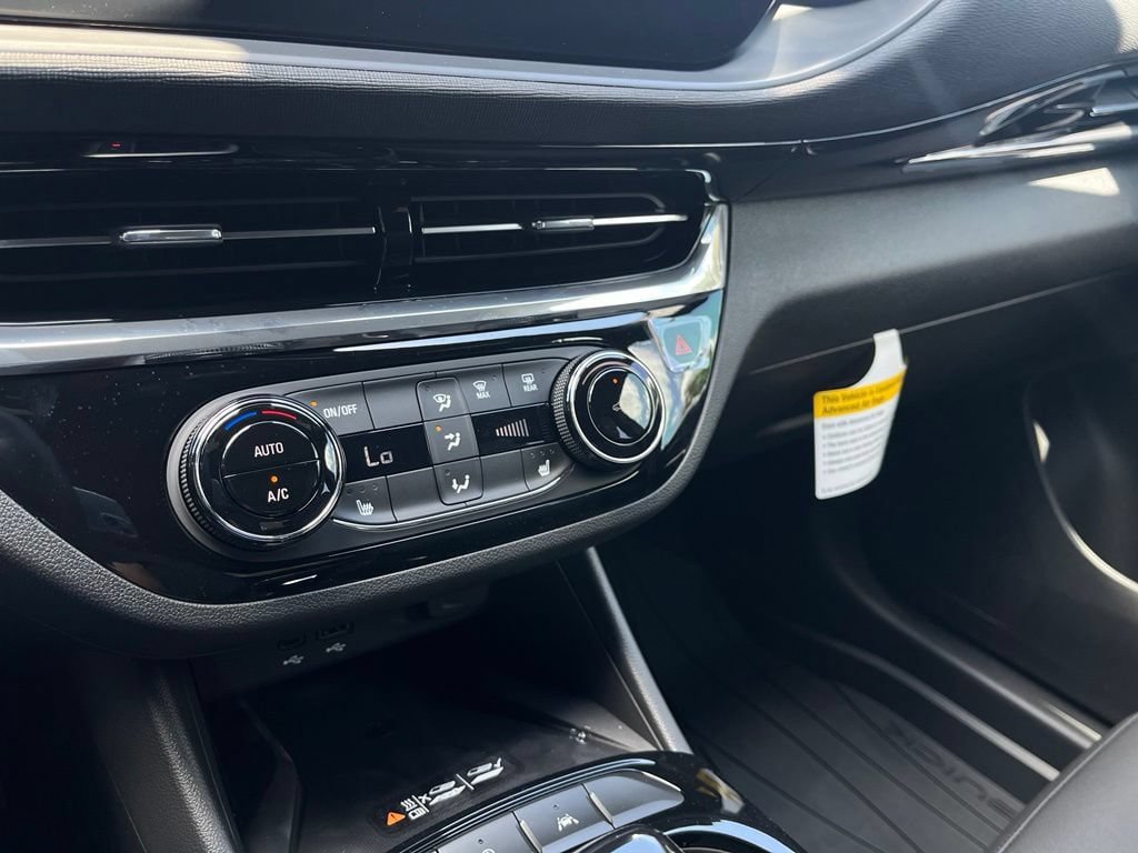 New 2026 Buick Envista Sport Touring w/ Convenience I Package FWD image 22