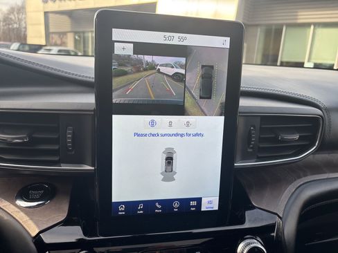 Used 2022 Ford Explorer Platinum w/ Equipment Group 601A image 20