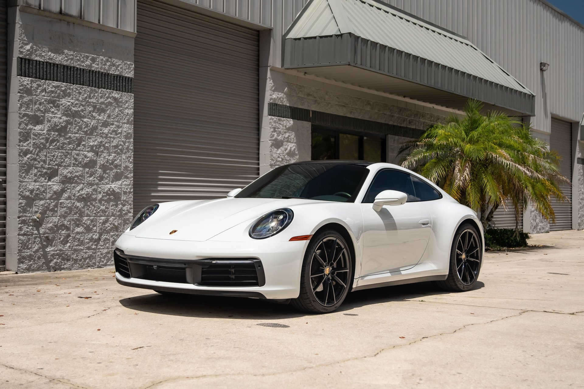 Used 2021 Porsche 911 Carrera image 2