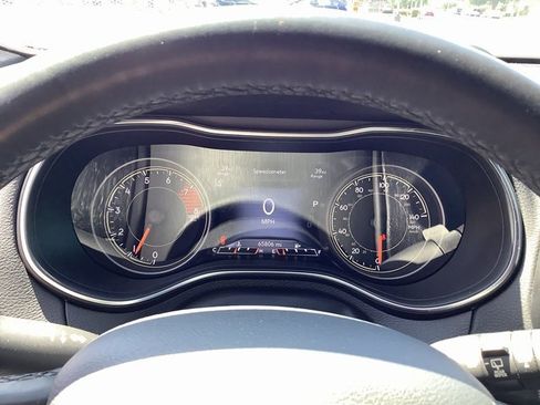 Used 2020 Jeep Cherokee High Altitude image 14