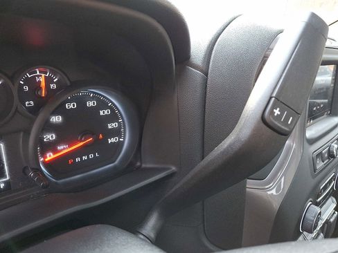 Used 2023 Chevrolet Silverado 1500 Custom image 14