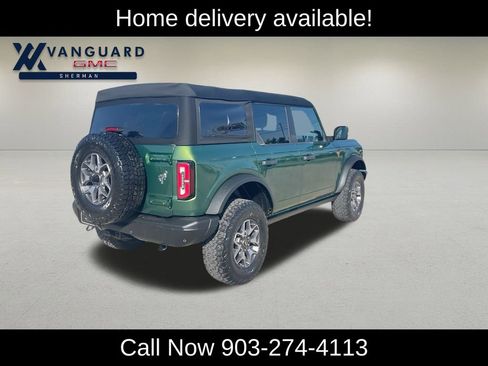 Used 2023 Ford Bronco Badlands image 10