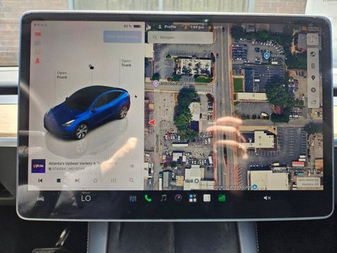 Used 2023 Tesla Model Y Long Range AWD/4WD image 43